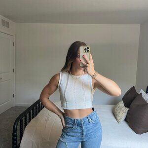 *MUST GO CLOSET CLEANOUT* Amazon Sweater Top